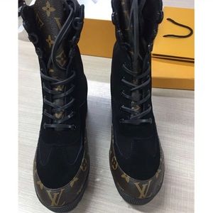 100% Authentic Louis Vuitton Boot